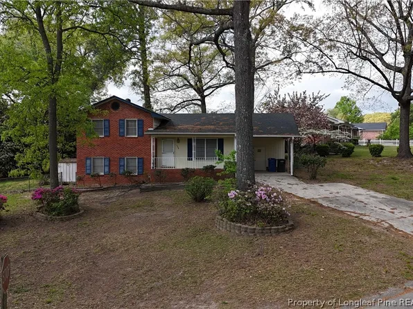 5650 Dodge Dr, Fayetteville, NC 28303