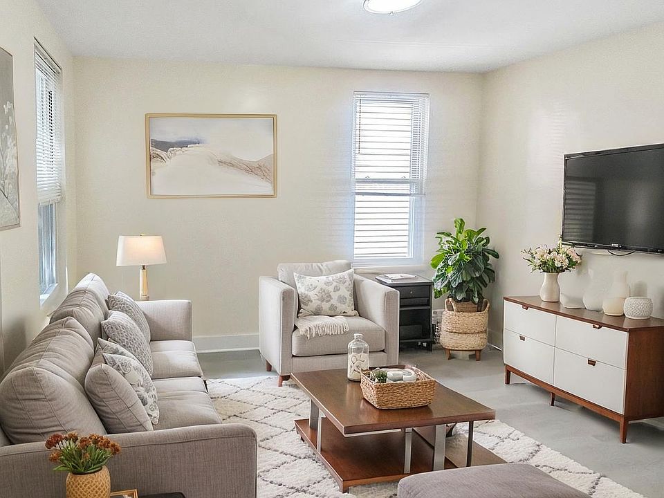 LIVING ROOM (STAGED)