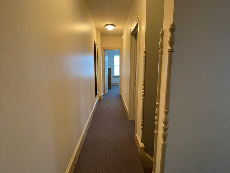 1140 Memorial Ave — Photo 14