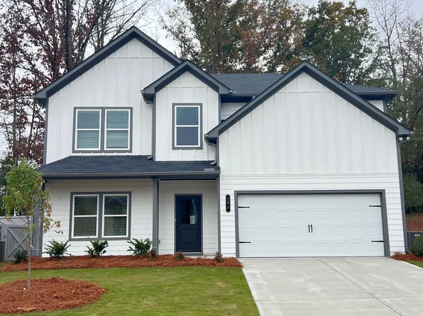 290 Fox Creek Dr, Braselton, GA 30517