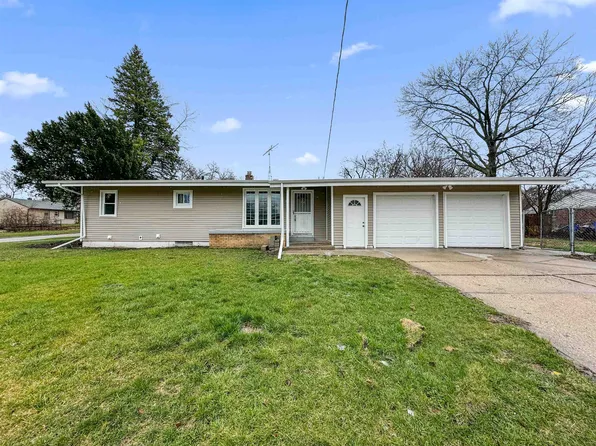 2106 Ashland Ave, Rockford, IL 61101