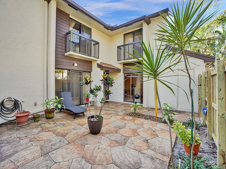 1st image of 3561 Cocoplum Circle #3481