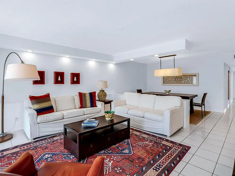 4201 N Ocean Blvd #203 — Photo 9
