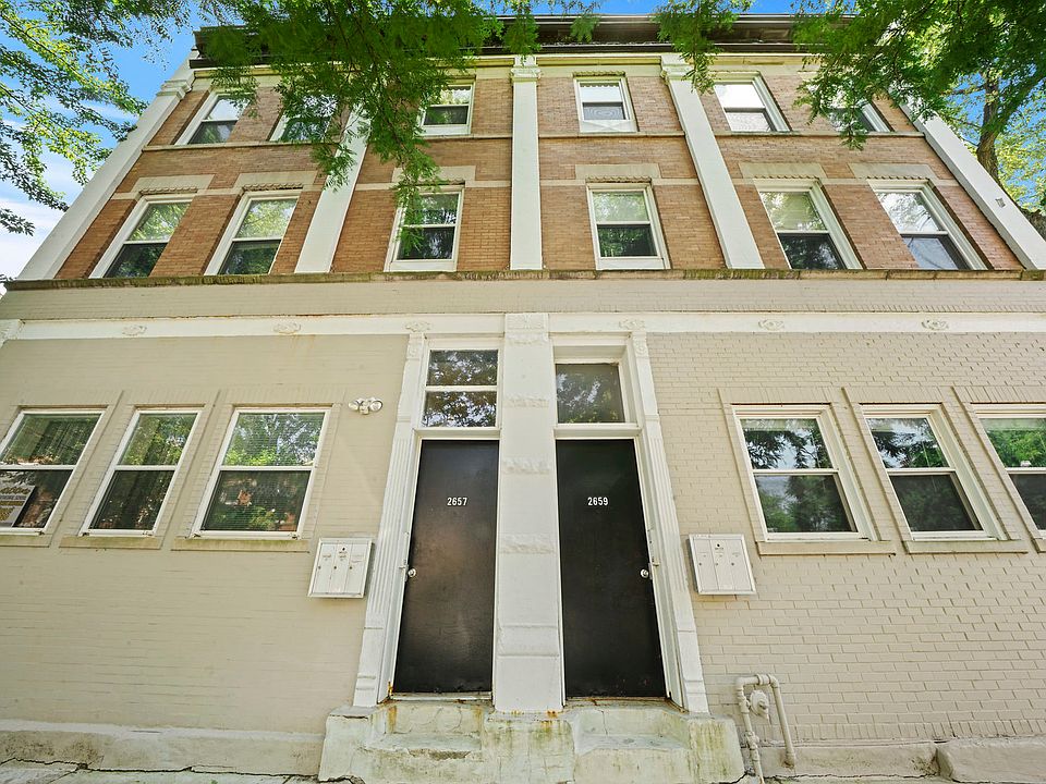 1st image of 2657 W Cortez St #3