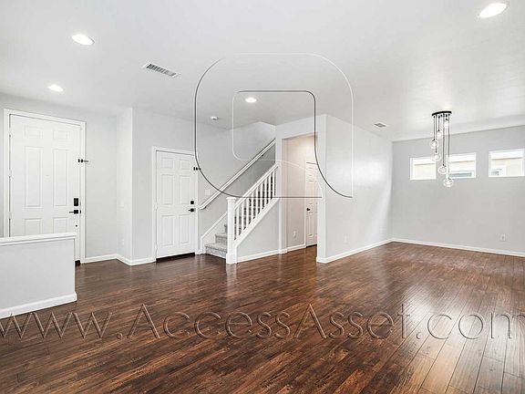 5th image of 32362 Fernleaf Dr