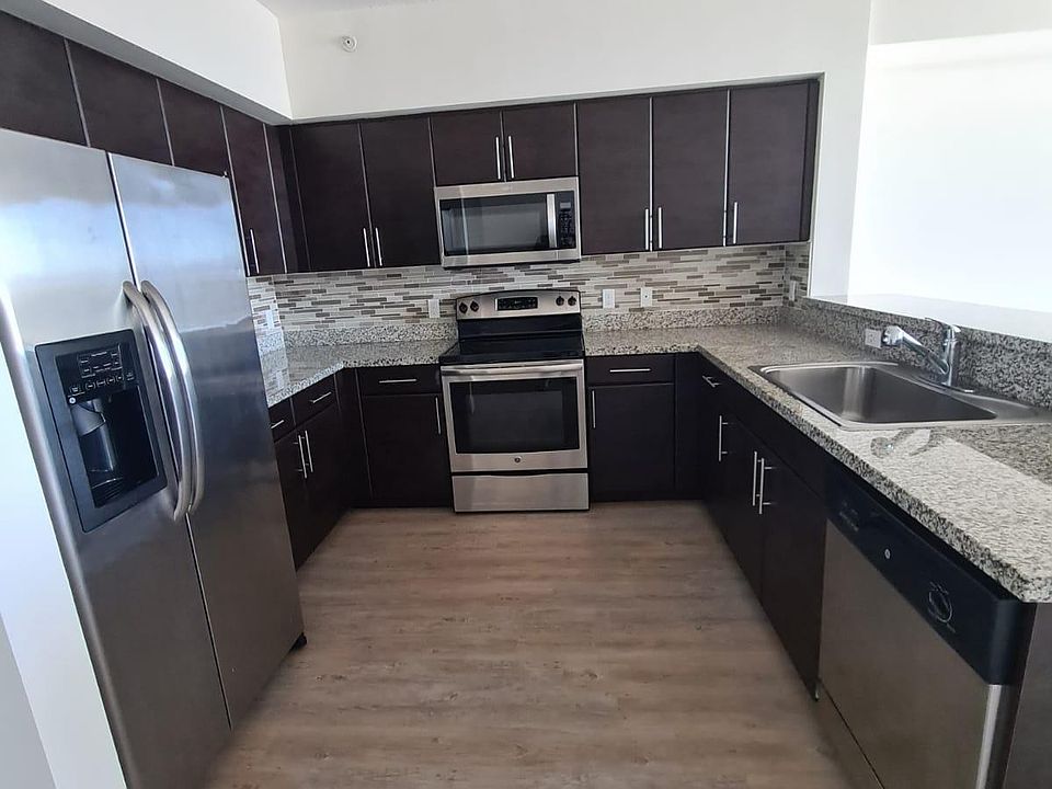 1st image of 980 SW 37th Ave Floor 1011