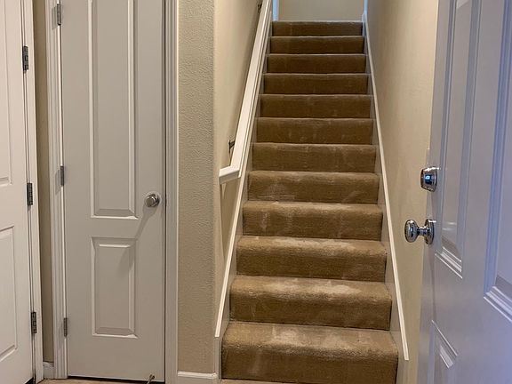3rd image of 1191 Westbury Dr