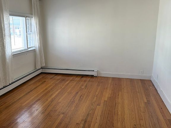 4th image of 10 Rice Ave Floor 1