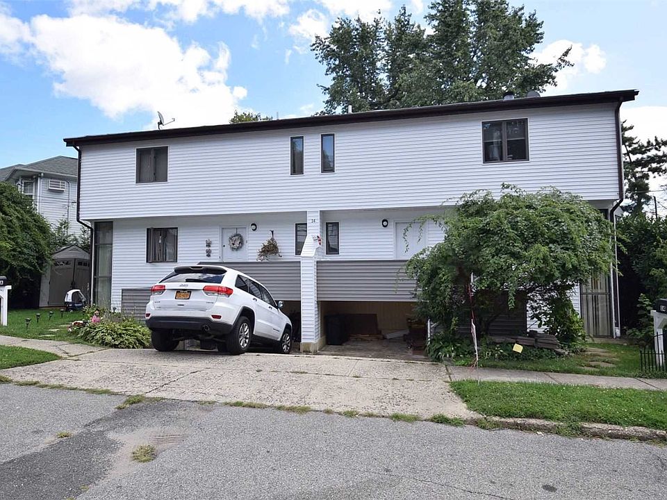 1st image of 14 West Dr