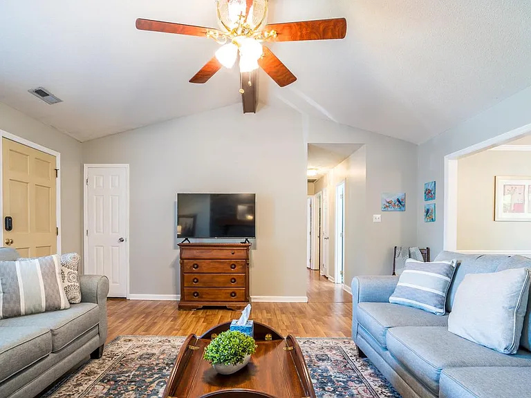 2703 Carrington Dr SW — Photo 3