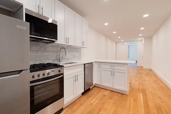 Rented by Brown Harris Stevens | media 14