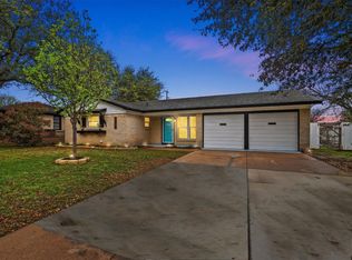 1315 Roberts Ave, Cleburne, TX 76033