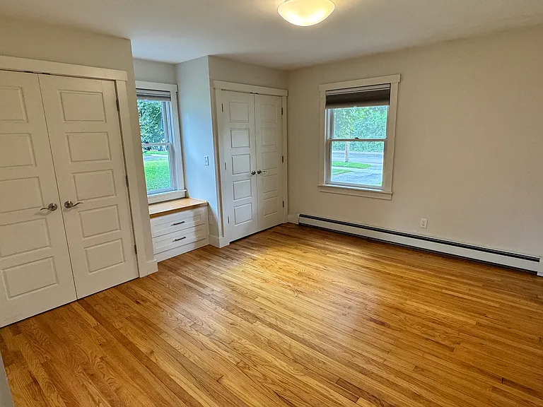 1069 Pine St — Photo 5