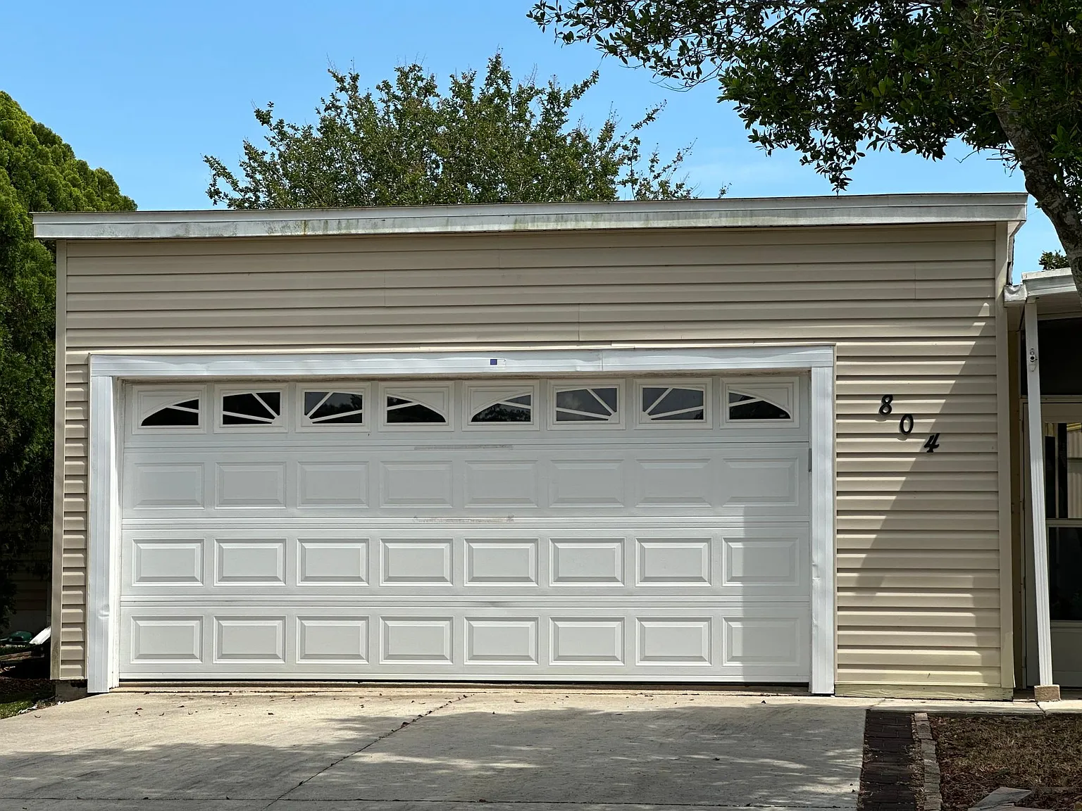 2 bed, 1.5 bath, 784 sqft, $1,700 — Photo 3
