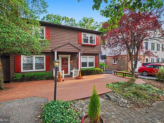 2nd image of 2110 Shore Dr