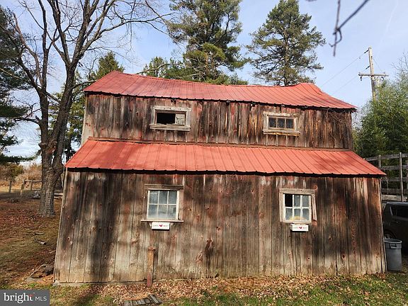 4th image of 432 Quarry Rd