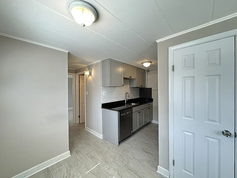 9630 Ivanhoe Ave #2 — Photo 8
