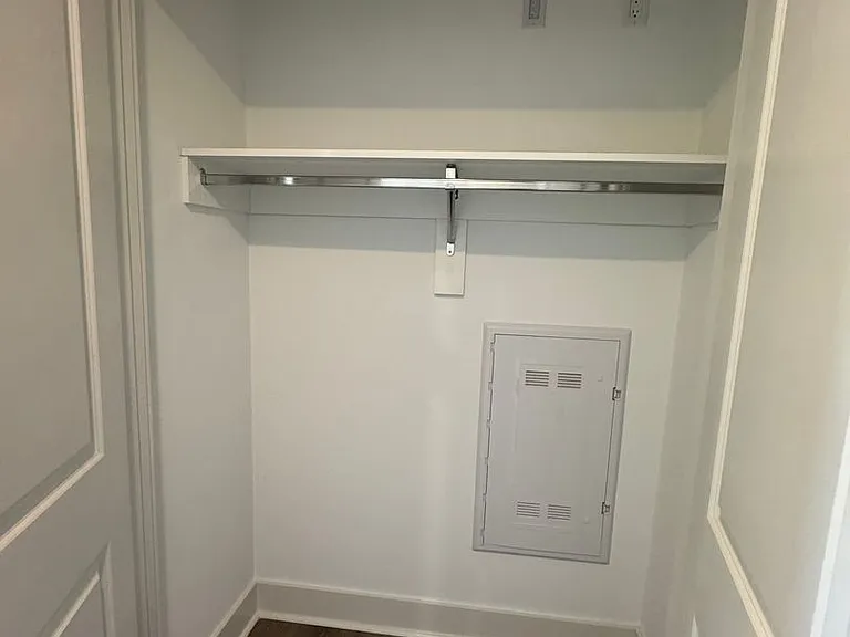 386 Atwells Ave — Photo 15