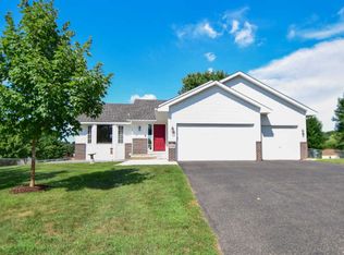 6106 258th St, Wyoming, MN 55092