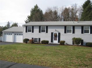 34 Fleetwood Rd, Plantsville, CT 06479