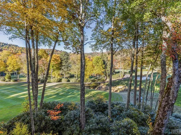 207 Turning Leaf Ln #D, Highlands, NC 28741