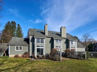 80 Amity Pl #80, Amherst, MA 01002