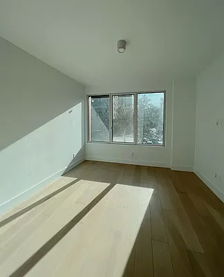 Rented by Nest Seekers International | media 36