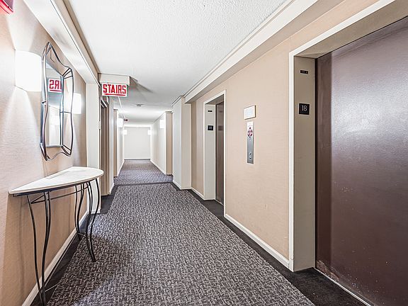 4th image of 3110 N Sheridan Rd APT 1807