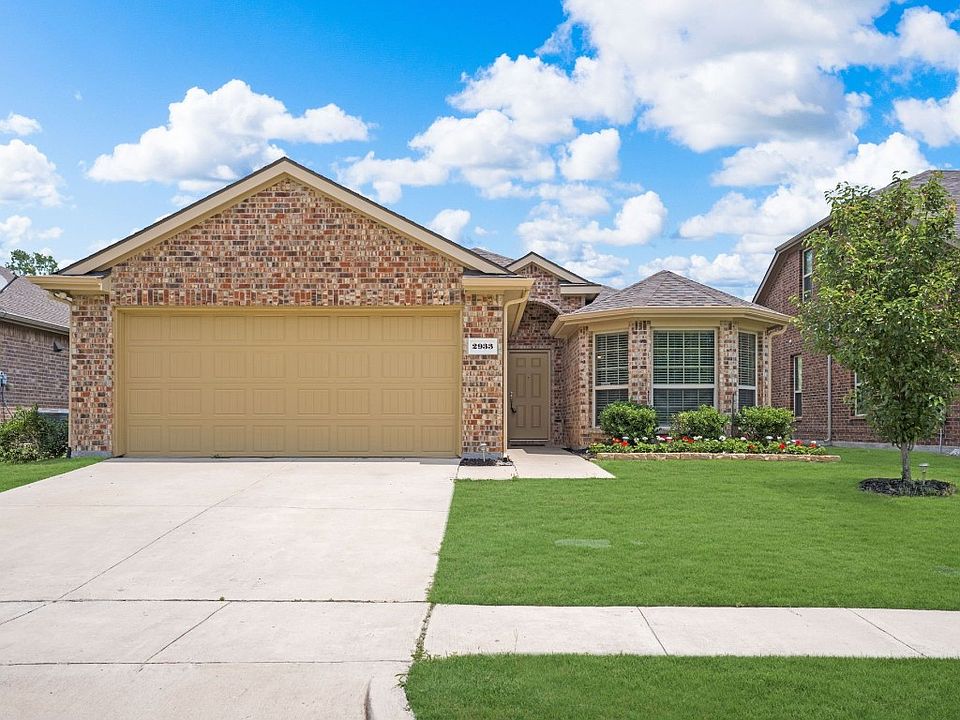1st image of 2933 Pecan Grove Dr