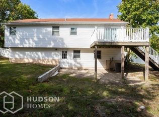 3 Adams Ave, Selden, NY 11784