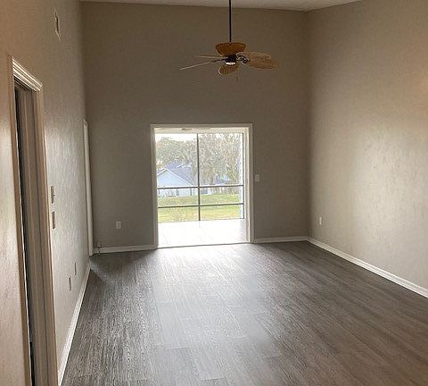 4th image of 636 E Gilchrist Ct APT 5A