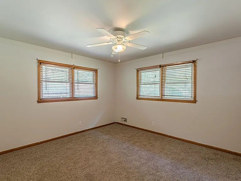 3920 Cliftondale Pl — Photo 21