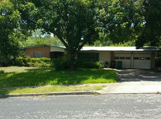 3802 Ridgeline Dr, San Antonio, TX 78228