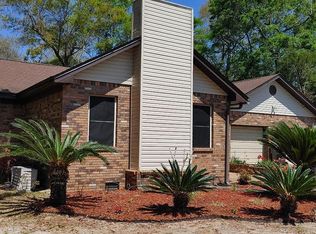 6496 Oakcrest Rd, Milton, FL 32570