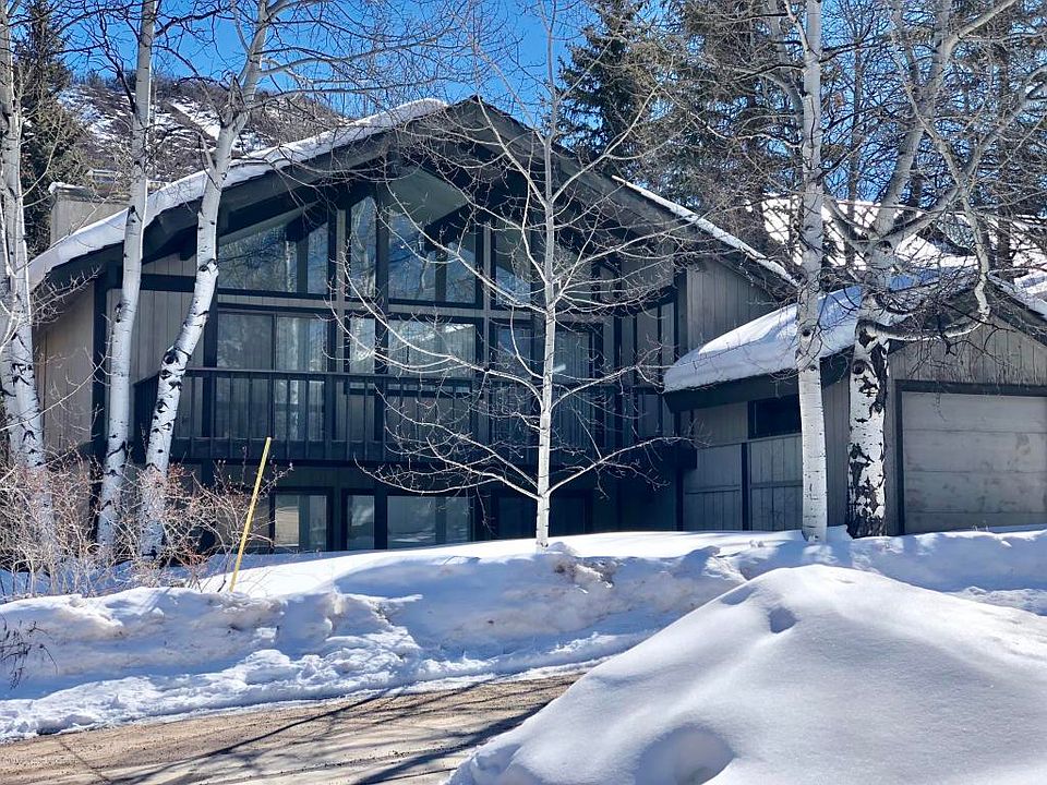 2nd image of 336 Fairway Dr