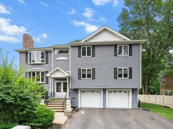 14 Marion St, Randolph, MA 02368