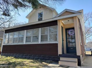 2563 McCracken St, Muskegon, MI 49441