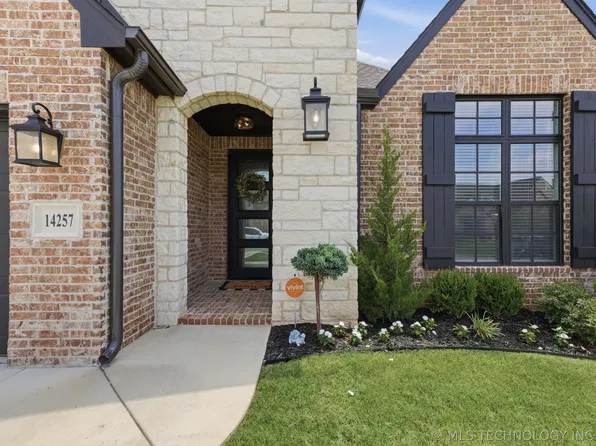 14257 S Delaware Pl, Bixby, OK 74008