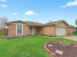 11810 Mosscrest Dr, Houston, TX 77048