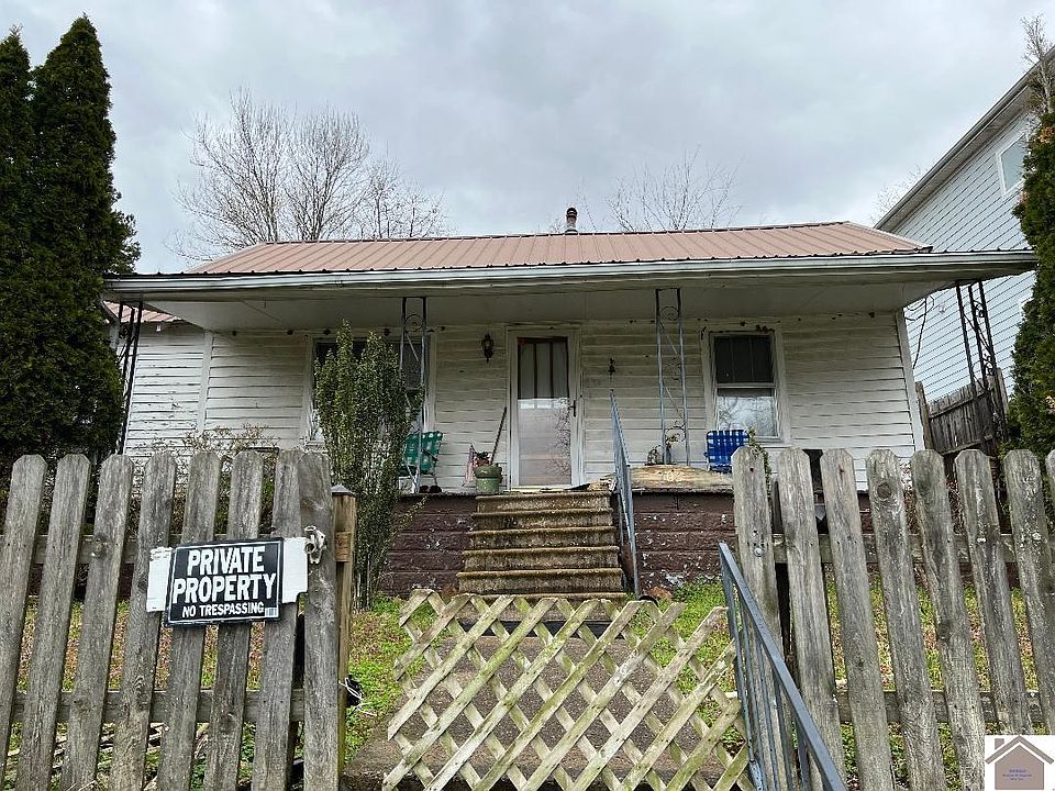 1st image of 706 Holly Ln