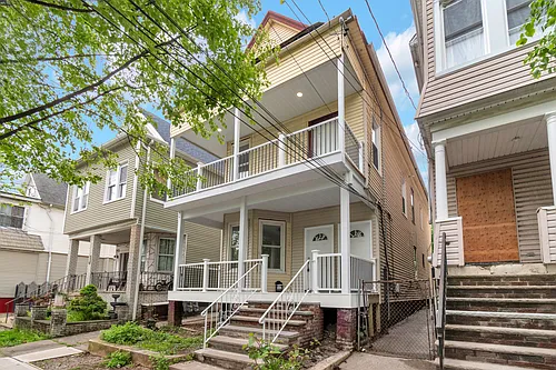 616 Court St Photo 1