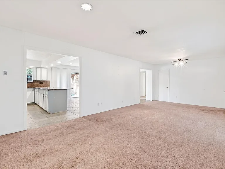 5422 Spellman Rd — Photo 5