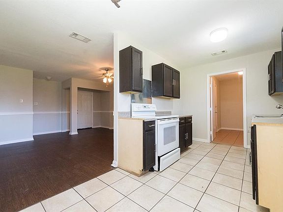 4th image of 6564 Cinnamon Oaks Dr