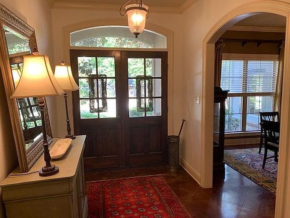 3rd image of 304 Woodland Brook Dr