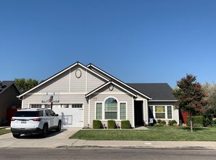 601 S Filbert Ave, Fresno, CA 93727