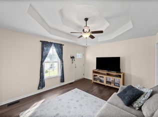 954 Crabapple Ct, Clarksville, TN 37040