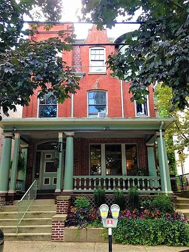 428 N Duke St Photo 1