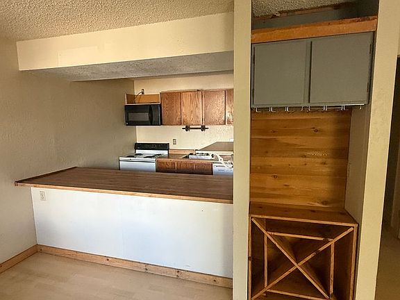 4th image of 23 Cypress Ct