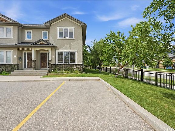 3rd image of UNIT 253-245 Ashworth CRESCENT