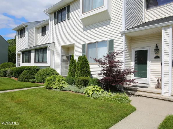 144 Clubhouse Drive, Middletown, NJ 07748